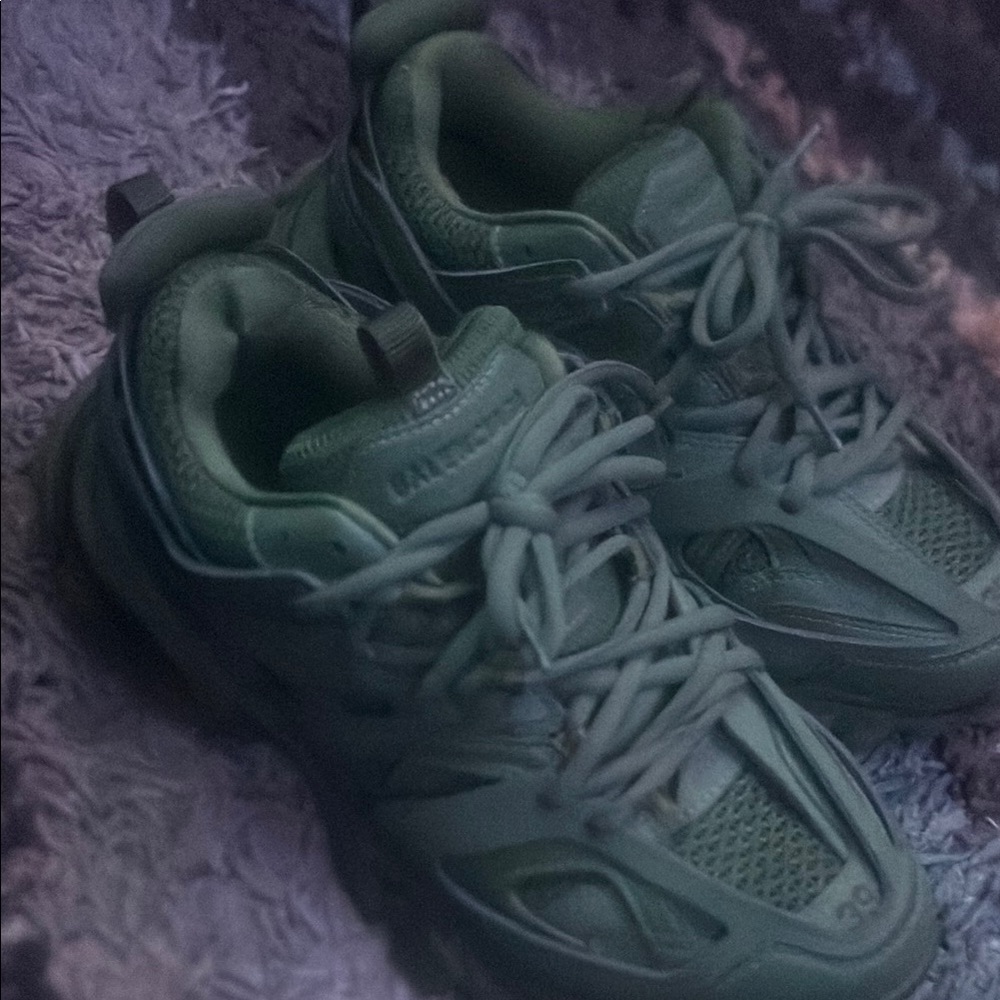 Balenciaga Green Sneakers - Picture 4 of 16